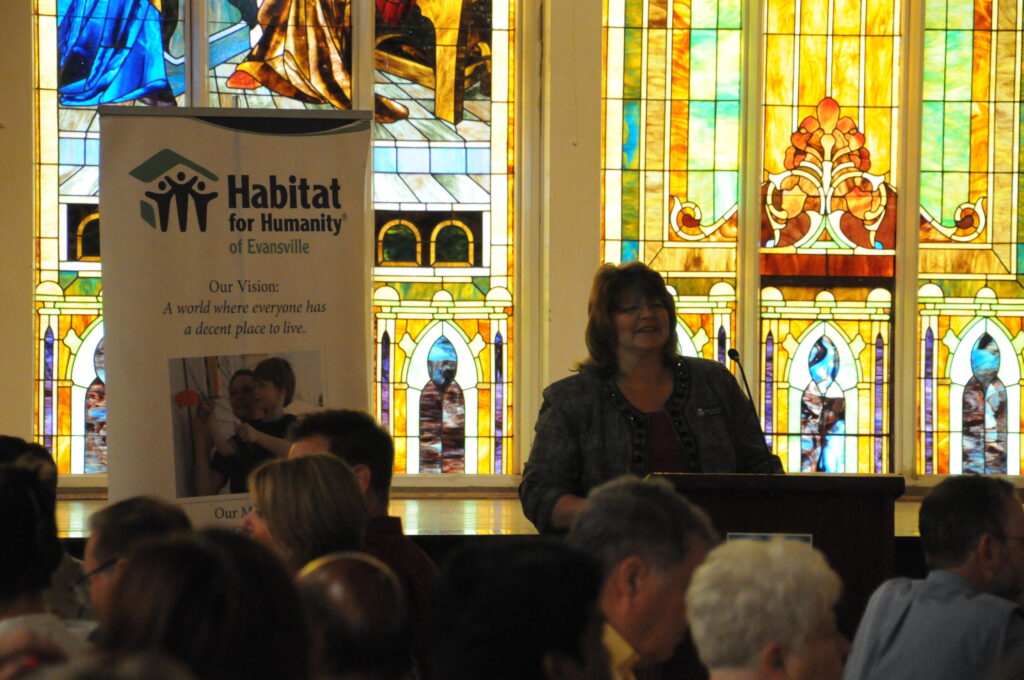 Habitat Executive Director Beth Folz thanked everyone for attending and supporting Habitat.