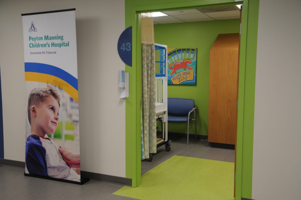 The newly designed Peyton Manning Children’s Hospital Emergency Room for Children at St. Vincent Evansville offers specialized pediatric emergency care closer to home for Tri-State families, and it includes seven private treatment rooms and specialized equipment. Each room displays an Evansville-themed painting.