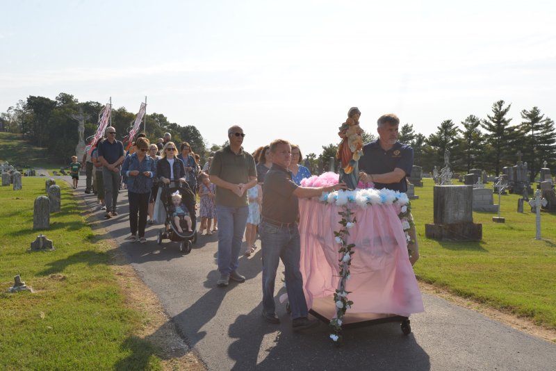 Christ the King Parish hosts Marian Procession