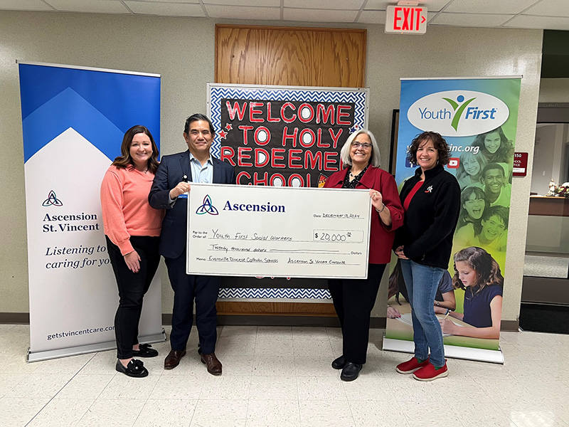 Ascension St. Vincent Evansville awards $20,000 to Youth First 