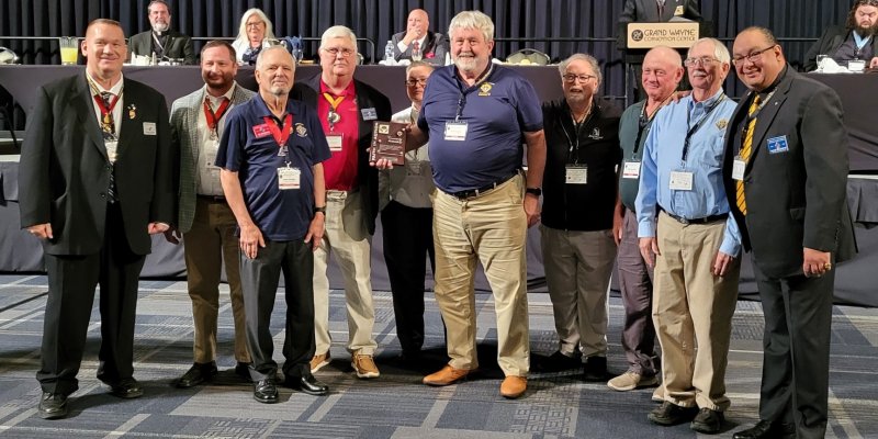 Evansville Knights of Columbus Councils receive K of C State Community Service Award
